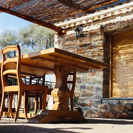 Bergerie De Charme Pedi Lione