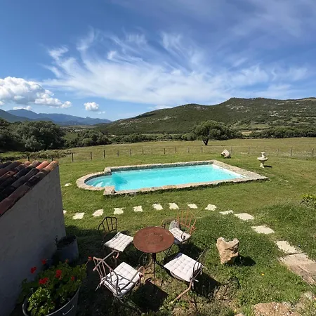 Bergerie De Charme Pedi Lione *