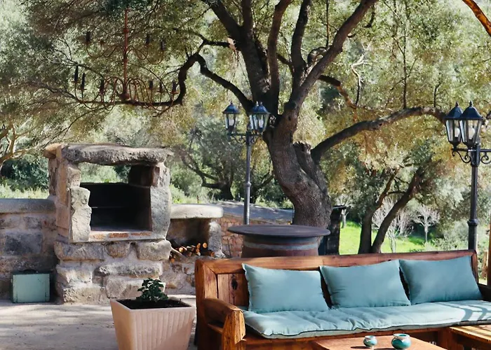 Bergerie De Charme Pedi Lione